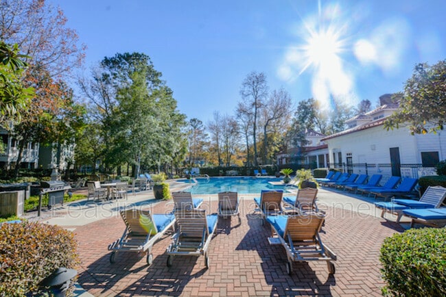 Building Photo - 1432 Telfair Way