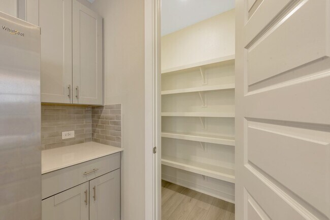 Building Photo - 4130 Good Vineyard Ln