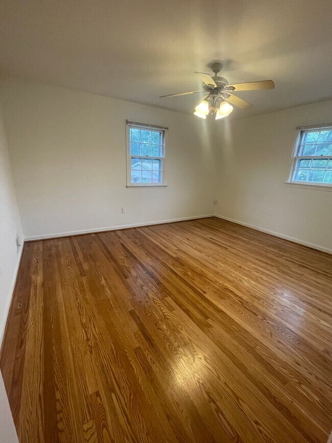 Building Photo - Single Family in Silver Spring
