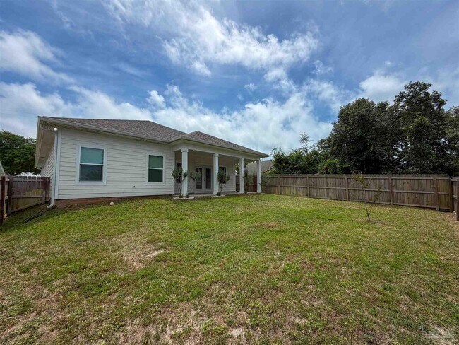 Building Photo - 5841 Winifred Ave