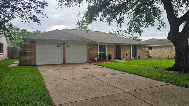 Building Photo - 1404 Cactus St