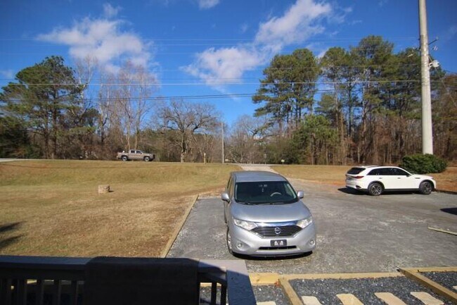 Building Photo - 2232 Dawson Forest Rd E