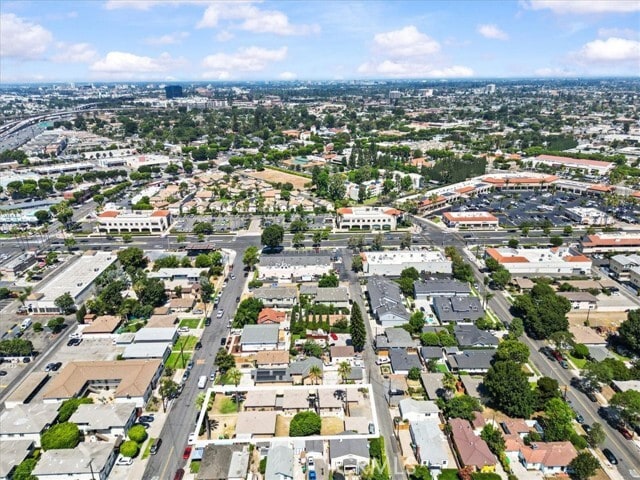 Building Photo - 1099 Bonita St