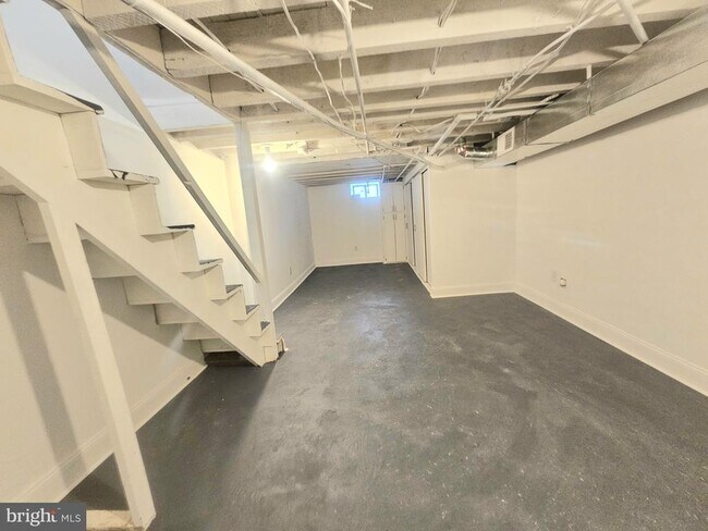 Building Photo - 3923 Wyalusing Ave