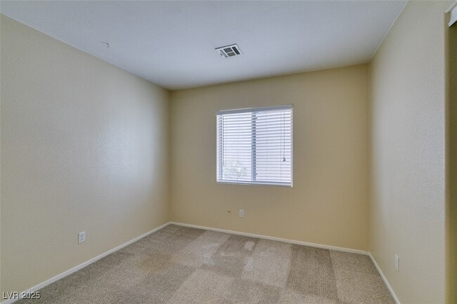 Building Photo - 744 Gritty Garnet Ave