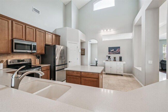 Building Photo - 16106 Rambling Rd