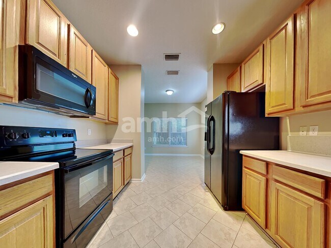 Building Photo - 96050 Waters Ct