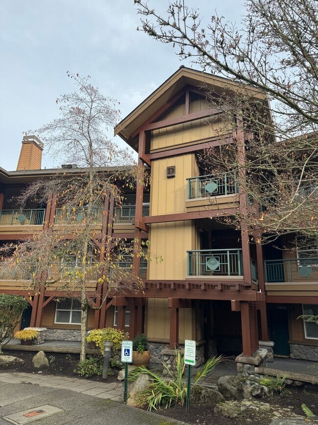 Building Photo - Issaquah 1bed Condo