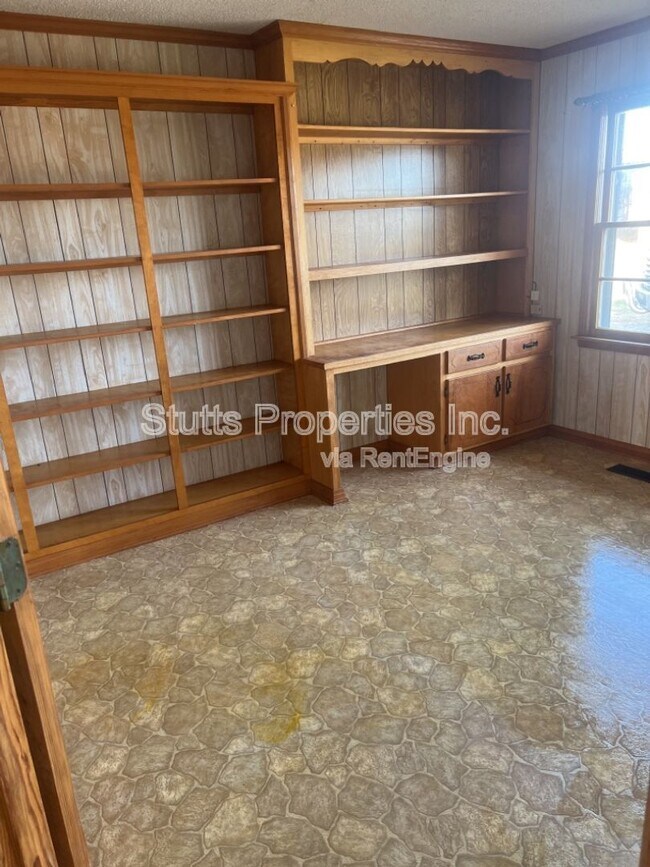 Building Photo - 680 Co Rd 84