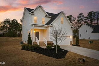 Building Photo - 48 Weathervane Dr.