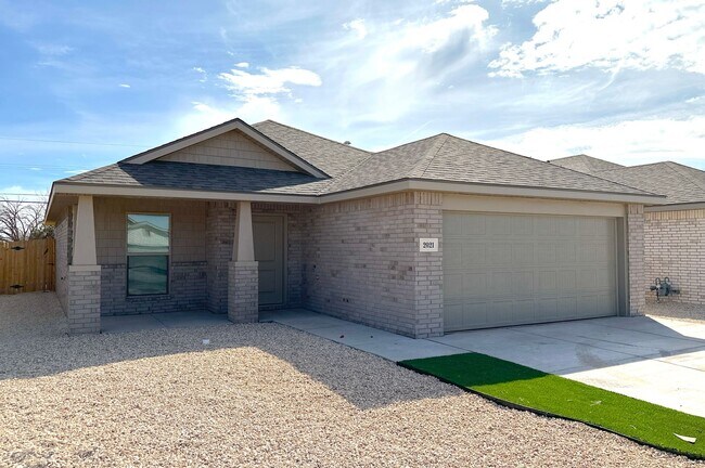 Primary Photo - Rare 3 Bedroom In Frenship ISD!