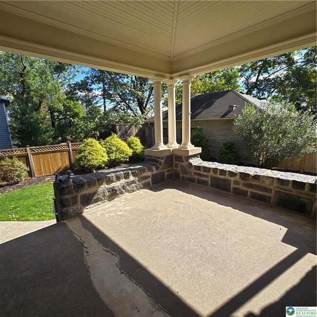 Building Photo - 408 Clinton Terrace