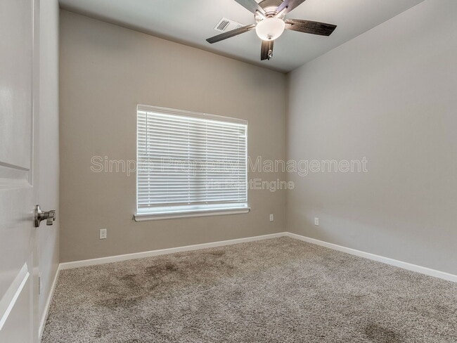 Building Photo - 4013 Palmetto Trail