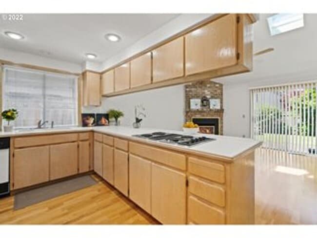 Building Photo - Single Level in Desirable Tigard Neighborhood