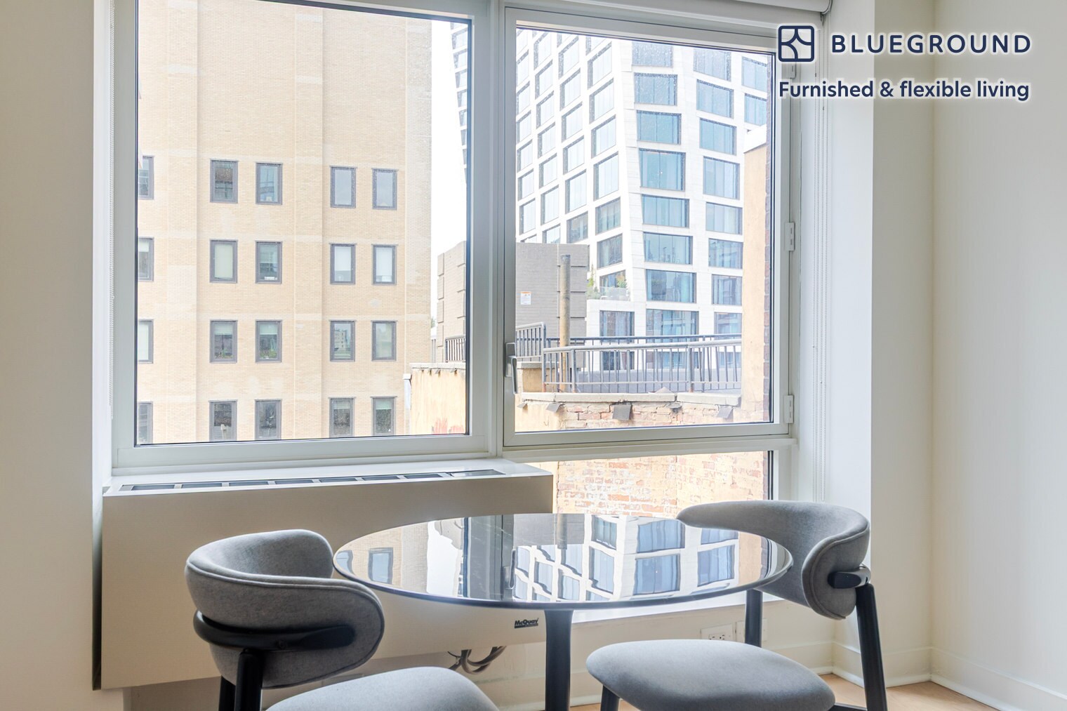 Building Photo - 450 W 17th St