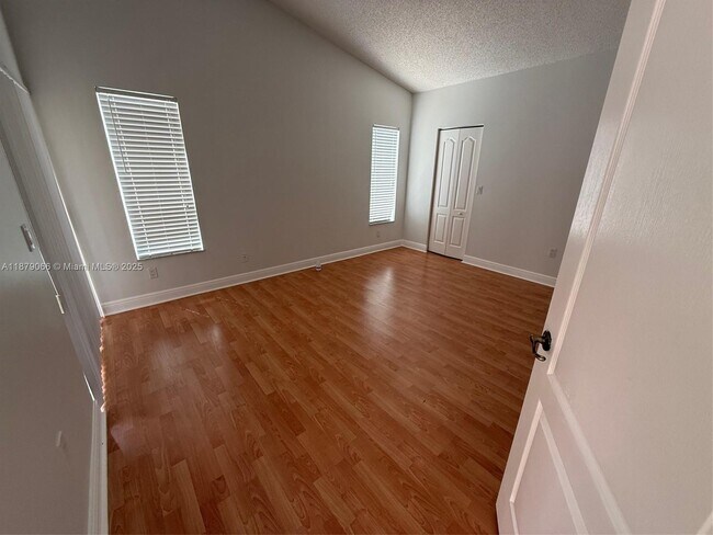 Building Photo - 15448 SW 143rd Terrace