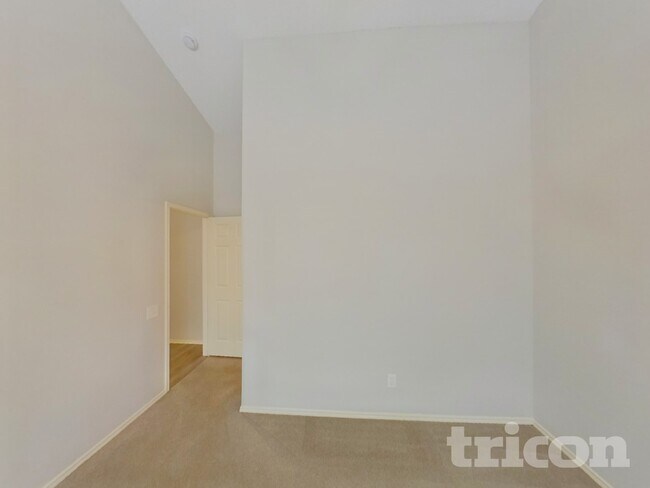 Building Photo - 2601 Country Creek Ln