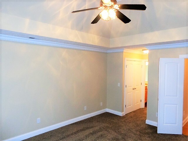 Building Photo - 4321 Roxburghe Ct