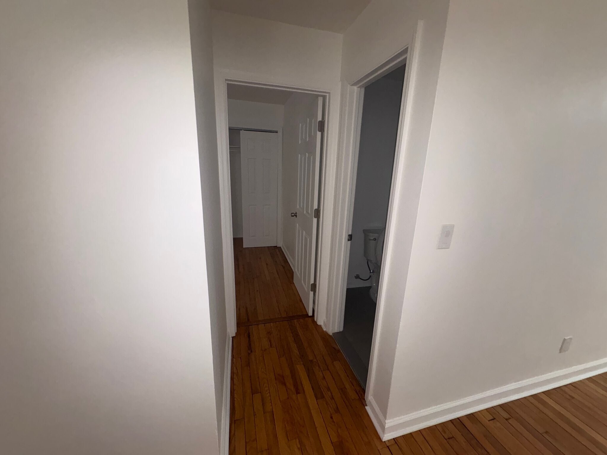 Building Photo - 702-704-704 Fifth Ave