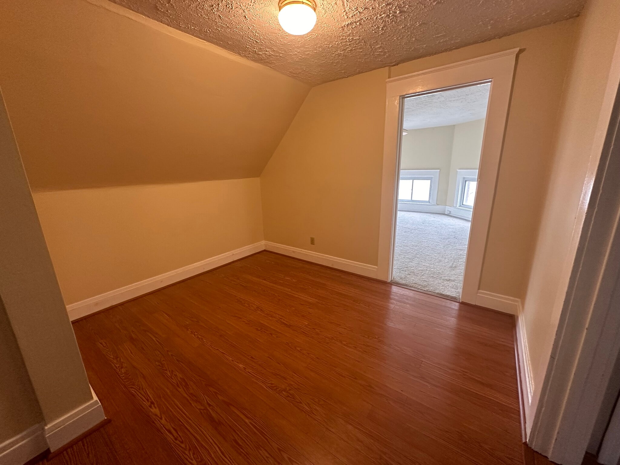 Dining area - 329 Elmwood Ave