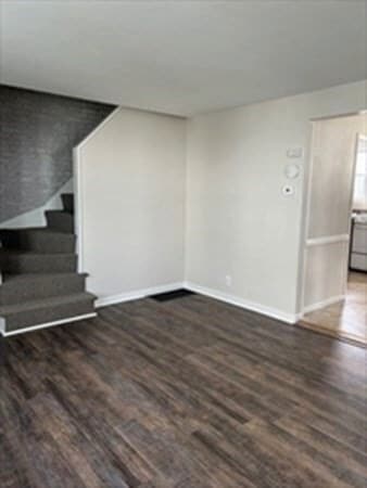 Building Photo - 23 Keyes St