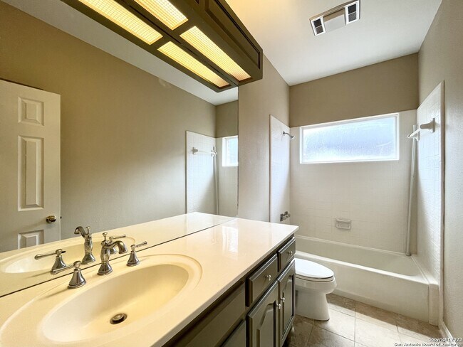 Building Photo - 14018 Red Maple Wood