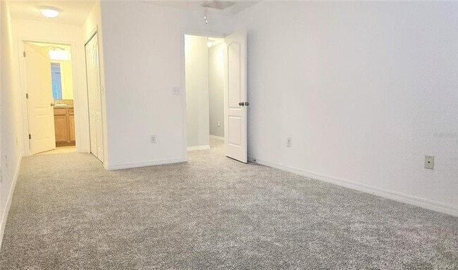 Building Photo - 405 Carina Cir