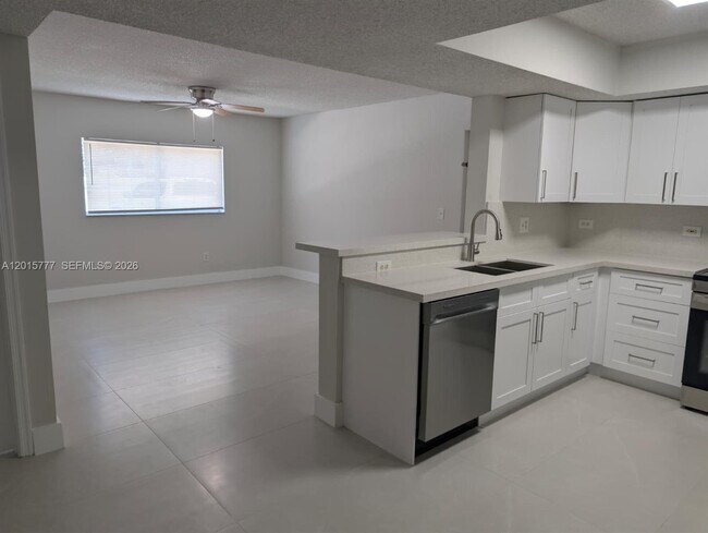 Building Photo - 3680 N 56th Ave
