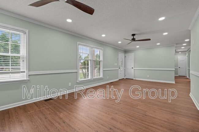 Building Photo - 1505 Fairview St
