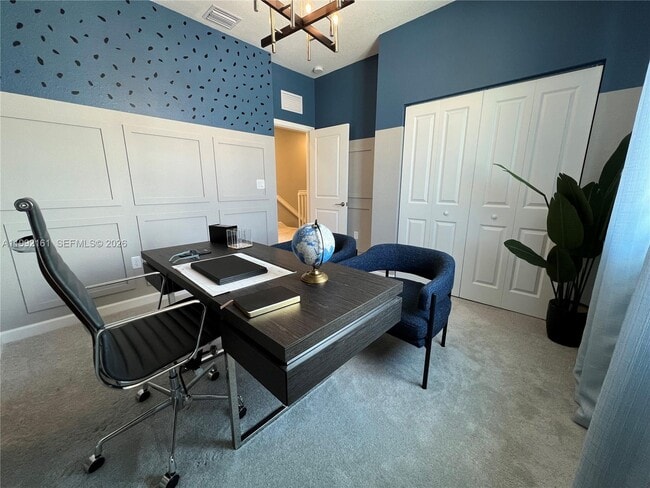 Building Photo - 680 SE 13th Ct