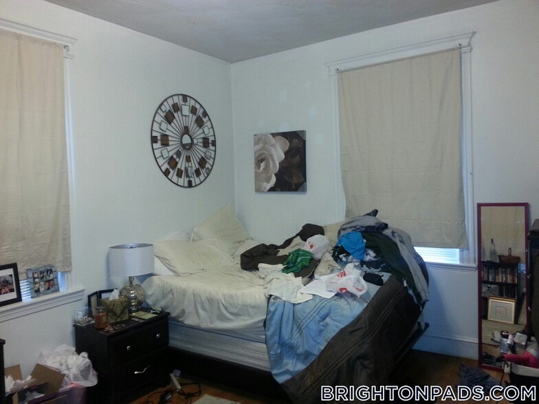 Building Photo - 11 Cummings Rd