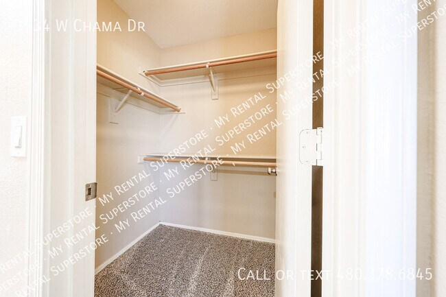 Building Photo - 3534 W Chama Dr