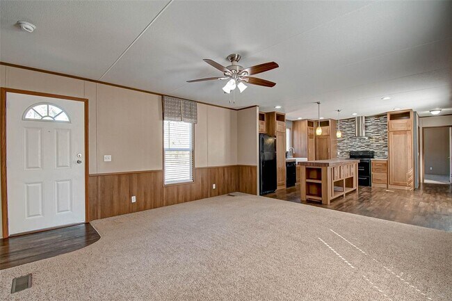 Building Photo - 33940 Ansley Rd