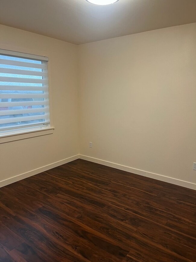 Building Photo - Cute newly renovated 2 bed 1 bath home for rent in Quincy