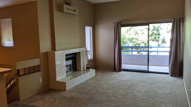 Building Photo - 7944 E Colette Cir