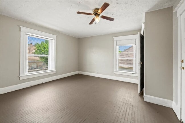 Building Photo - 401 N Colorado Ave