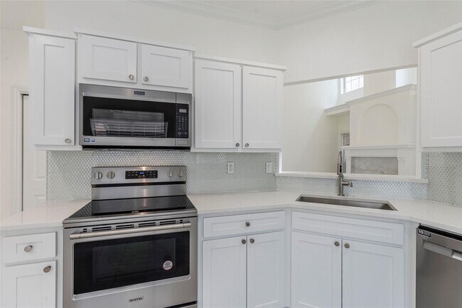 Building Photo - COMING SOON IN EULESS!