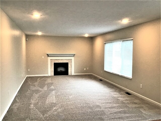 Building Photo - 6743 Waverly Park