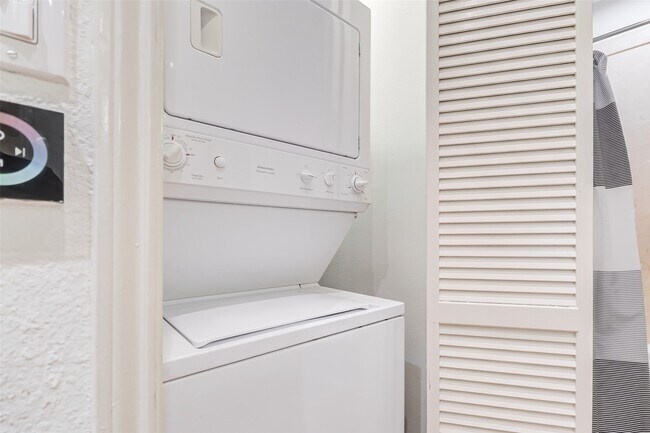 Building Photo - 2829 Timmons Ln