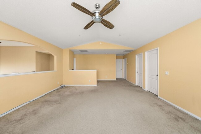 Building Photo - 14964 Pepperdine Dr
