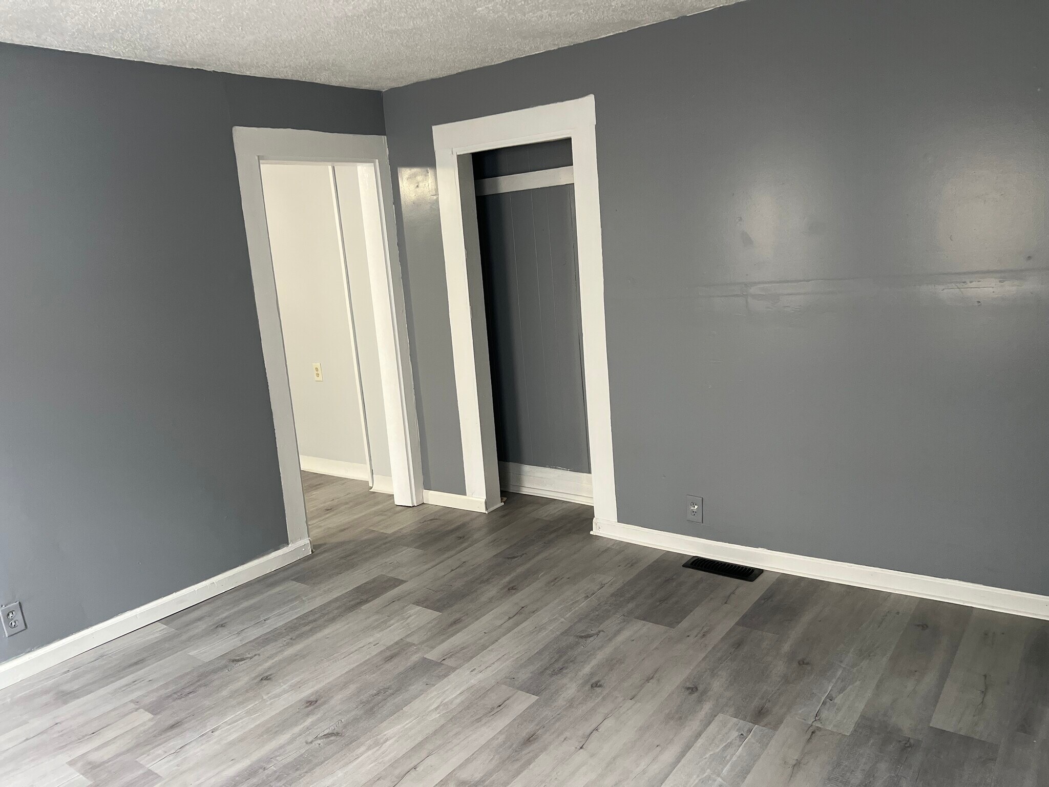 Building Photo - 93 Lebanon St