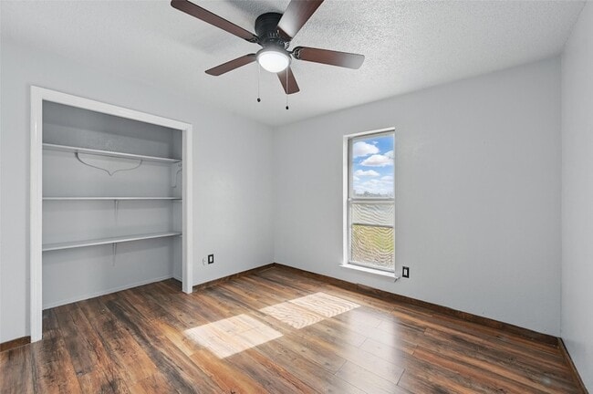 Building Photo - 2306 Lavon Creek Ln