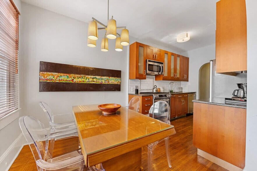 Building Photo - 500 Queens Rd