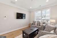 Building Photo - 153 Morgan St