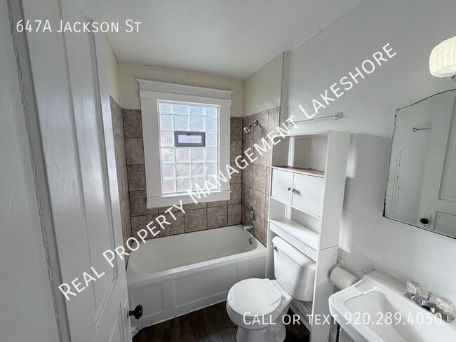 Building Photo - 647 Jackson St