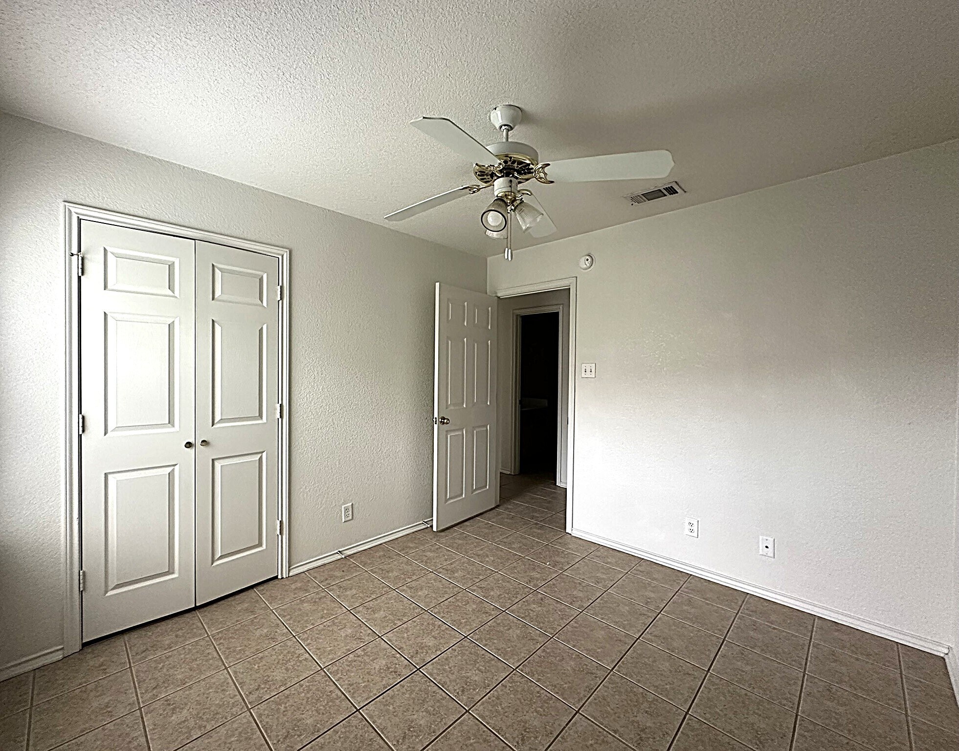 Building Photo - 210 Dale Earnhardt Dr