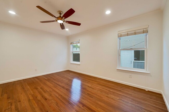 Building Photo - Charming Fully Remodeled 3-Bedroom Home wi...
