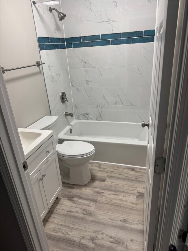 Building Photo - 3679 S Broadway