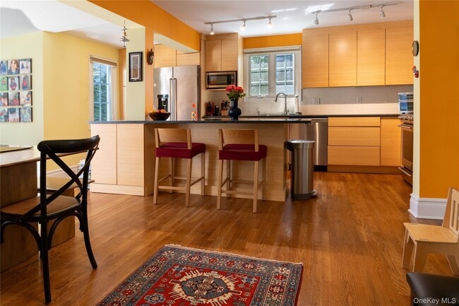 Building Photo - 63 Myrtle Blvd