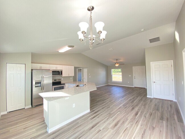 Building Photo - Great SE Ocala Home 3/2/2 **Won't Last**